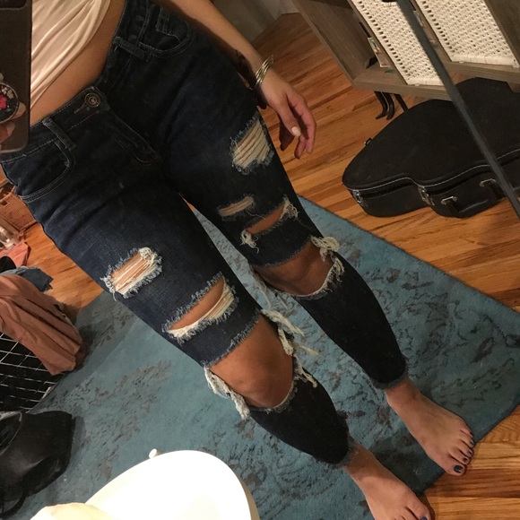 DARK WASH STRETCH FASHION NOVA RIPPED JEANS - Picture 4 of 4